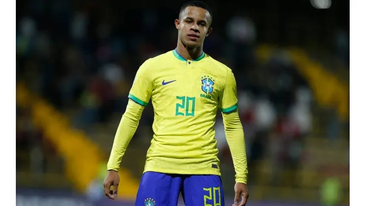 Corinthians rebaixa Pedrinho e joia não se cala