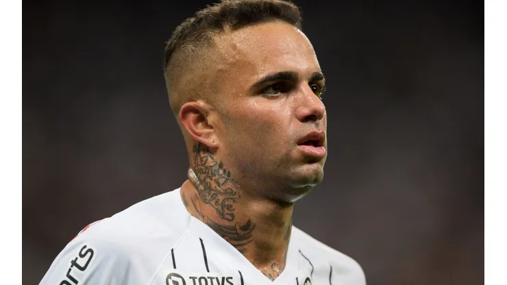 Corinthians irá se reunir com Luan e discutir a possibilidade de reintegrar meia-atacante ao elenco