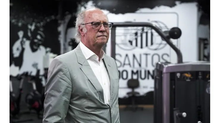 Santos encaminha contratação de zagueiro badalado; Contrato será de 4 anos