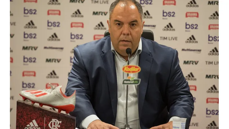 Marcos Braz age e Flamengo esquece Artur para focar em 'plano A' de R$ 66 milhões