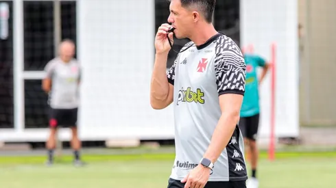 Vasco esquece Cuellar e pode trazer volante da Europa