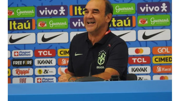 Coordenador defende nome brasileiro para o comando da seleção