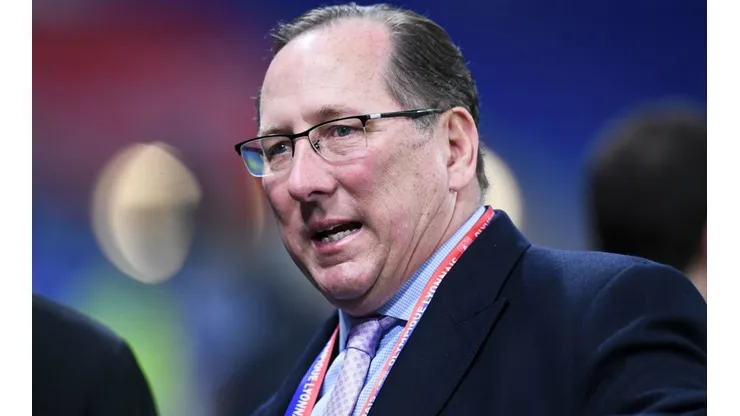 John Textor age e pode dar chapéu no Santos pro jogador avaliado em R$34 milhões