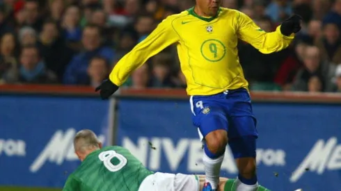 Ronaldo foi eleito o melhor jogador do mundo com apenas 20 anos.