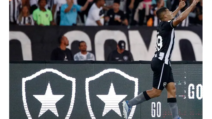 Atacante ex-Fluminense entra na mira do Botafogo