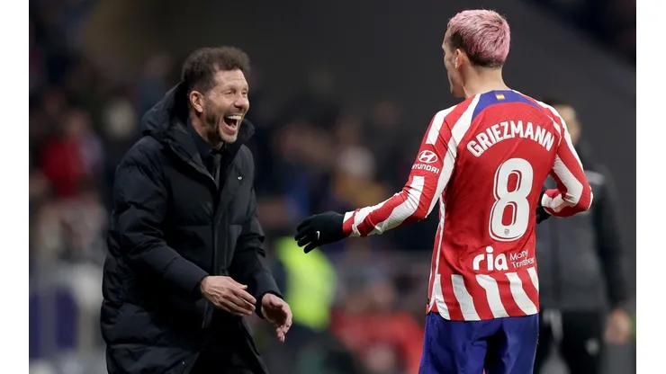 Diego Simeone se tornou o treinador com mais jogos no Atlético de Madrid
