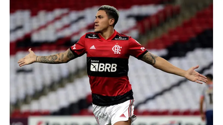Pedro é referência do Flamengo com 10 gols em 10 jogos.