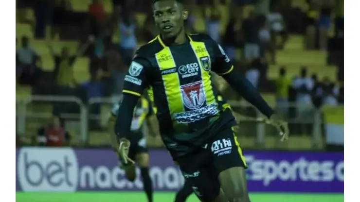 Lelê não se cala e revela motivo para ter trocado o Vasco pelo Fluminense
