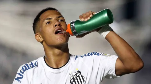 Bomba! Santos acerta a venda de Ângelo Gabriel por R$70 milhões