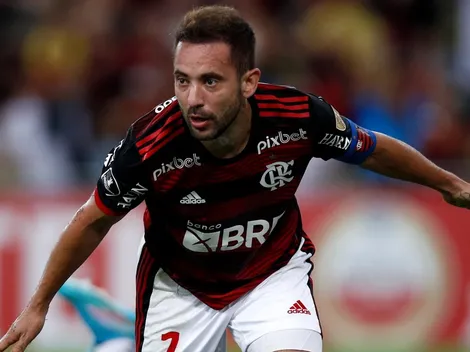 Em fim de contrato com o Flamengo, Everton Ribeiro tem nome ventilado em gigante do Rio de Janeiro
