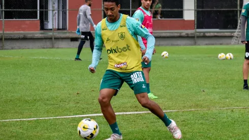 Arthur é especulado no Barcelona