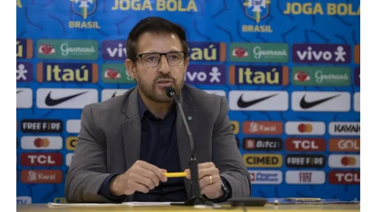 Ramon surpreende e fala sobre ser o técnico da seleção brasileira