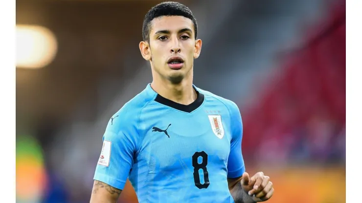 Na mira do Bahia, Santiago Rodríguez fecha com novo clube