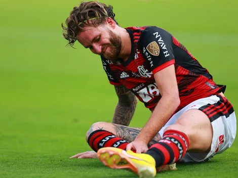 Léo Pereira: Portal crava período de afastamento do zagueiro por lesão