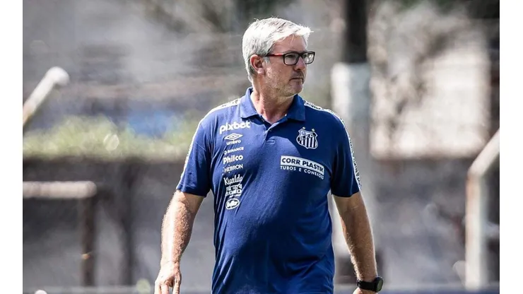 Santos não para em Daniel Ruiz e pode trazer meia Uruguaio