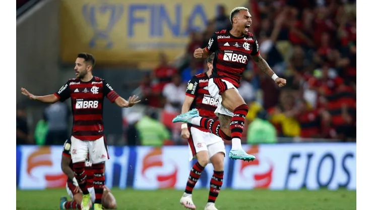 Diretoria do Flamengo pretende tirar jogador de gigante brasileiro
