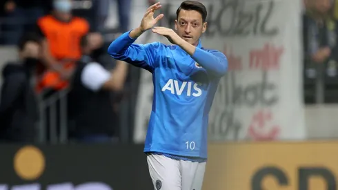 Eintracht Frankfurt v Fenerbahce: Group D – UEFA Europa League