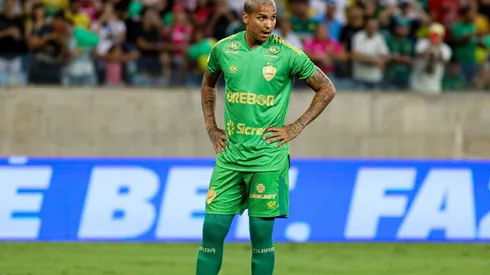 Após torcida pelo Palmeiras, diretoria do Cuiabá toma atitude 'drástica' com Deyverson