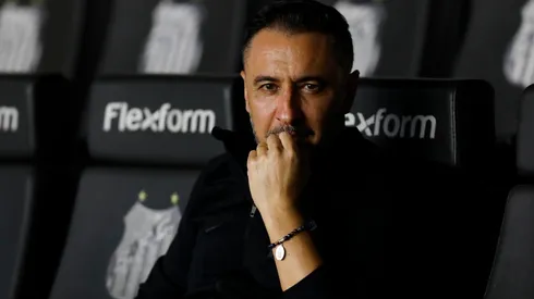 Vítor Pereira faz estreia na Premier League