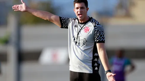 Vasco deseja contratar duas joias do futebol argentino