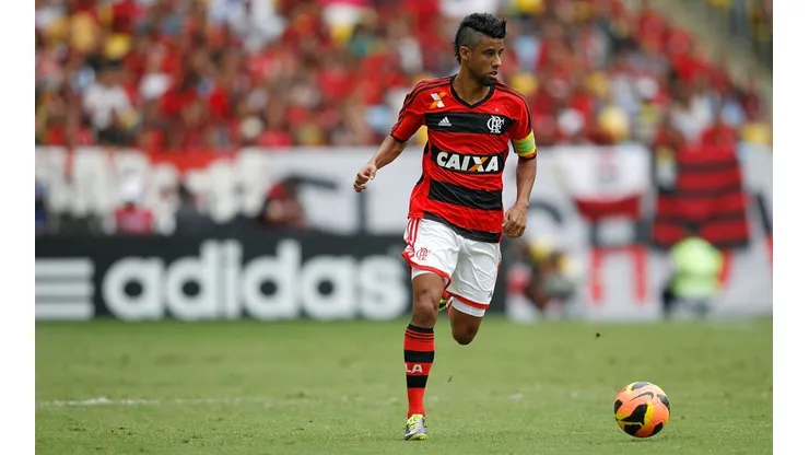 Flamengo v Criciuma - Brazilian Series A 2013