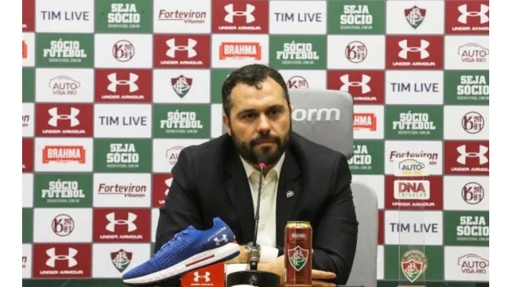 Vai e vem? Presidente do Fluminense revela transferência de Caio Paulista e surpreende ao falar sobre possível volta de ídolo