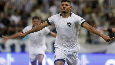 Na mira do São Paulo, Erison pode assinar com outra equipe da Serie A "Um de fora e três do Brasil"