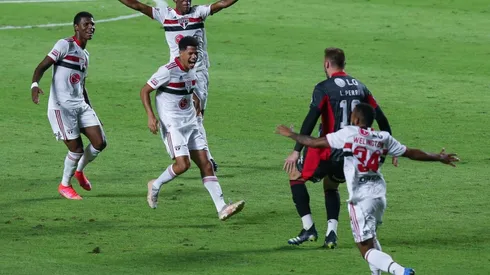 Sao Paulo v Palmeiras - Sao Paulo State Championship Final