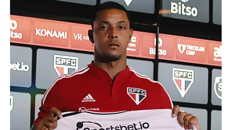 David foi apresentado como reforço do São Paulo (Foto: Reprodução / São Paulo FC)