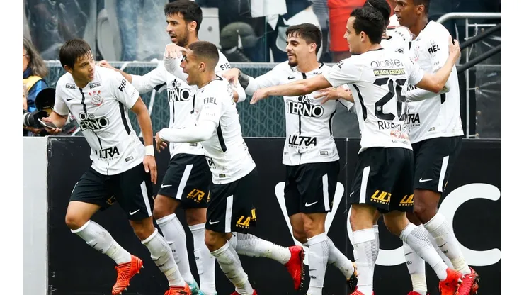 Corinthians v Palmeiras - Brasileirao Series A 2017
