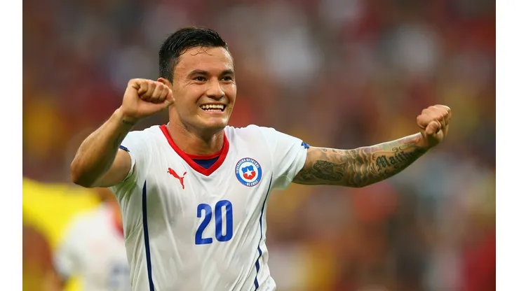 Spain v Chile: Group B - 2014 FIFA World Cup Brazil