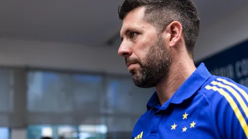 Cruzeiro entra na disputa por volante ex-Bahia