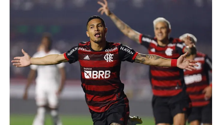 "R$93 milhões..." Veja as 5 maiores vendas do Flamengo