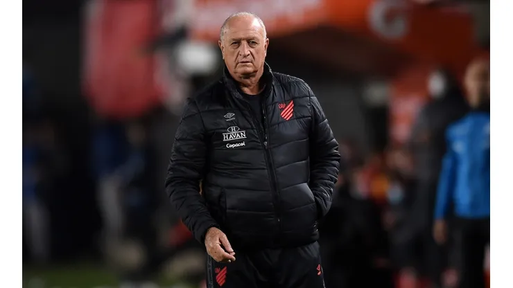 Felipão defendeu técnico estrangeiro no comando da seleção brasileira