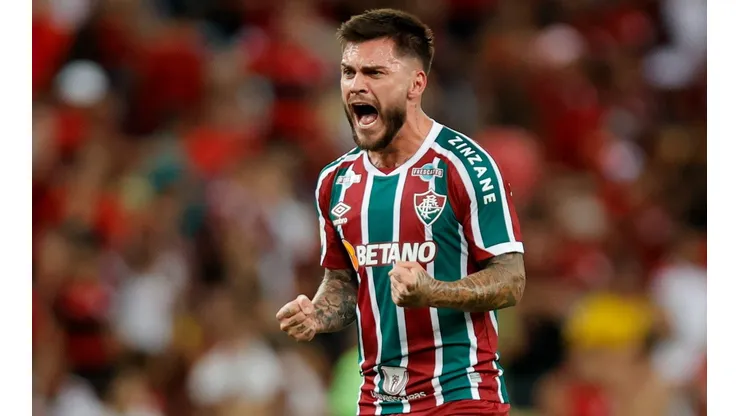 Natha gravou vídeo e disse que deseja continuar no Atlético-MG