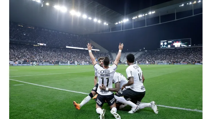 Corinthians v Coritiba - Brasileirao 2022