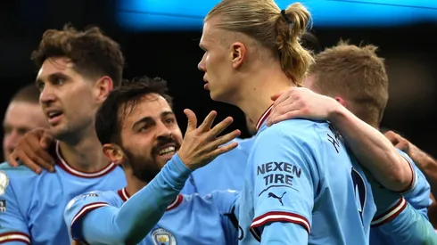 Jogadores do Manchester City comemoram gol (Foto: Getty Images)