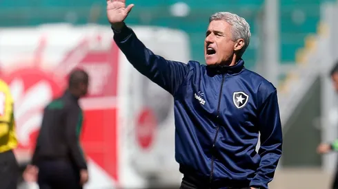 Zagueiro campeão da Sul-americana fica perto de ser anunciado pelo Botafogo