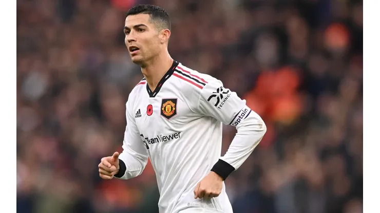 Aston Villa v Manchester United - Premier League