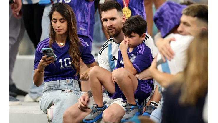 Esposa de Messi comemorou contratação de Suárez pelo Grêmio