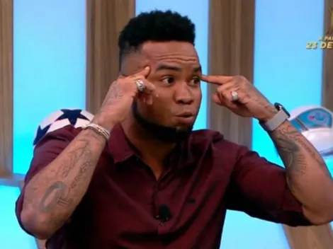 Após levar caneta de Arrascaeta, Carlos Alberto se irrita e manda forte recado para outro flamenguista: "Bundão, não aparece na minha frente, babaca"