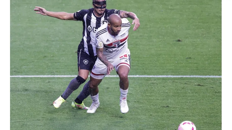 Sao Paulo v Botafogo - Brasileirao 2022