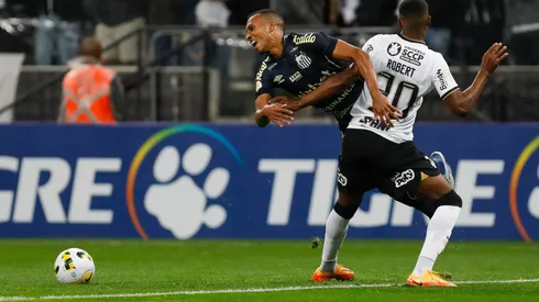 Corinthians v Santos - Brasileirao 2022