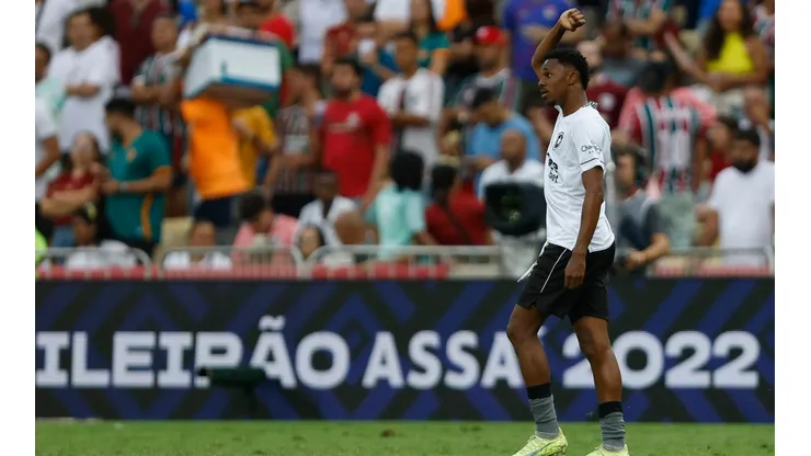 Botafogo planeja fazer de Jeffinho a maior venda do clube
