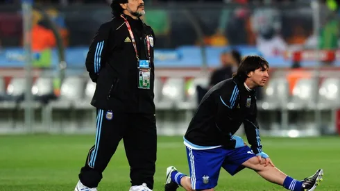 Único a treinar Messi e Maradona deu opinião sobre quem é o melhor