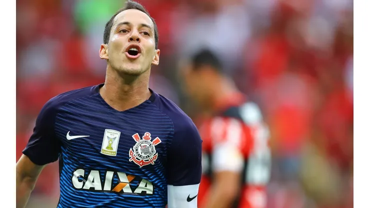 Flamengo v Corinthians - Brasileirao Series A 2016
