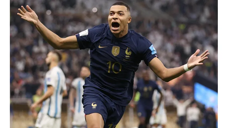 Mbappé comemora gol na final da Copa do Mundo (Foto: Getty Images)