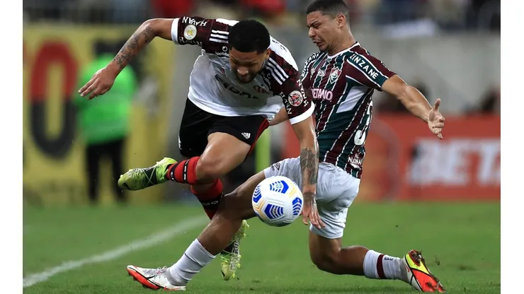 Fluminense v Flamengo - Brasileirao 2021