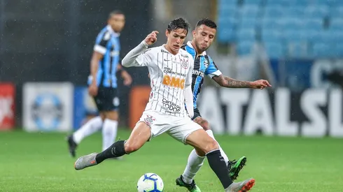 Cruzeiro vai contratar Matheus Vital e Matheus Davó, ambos do Corinthians
