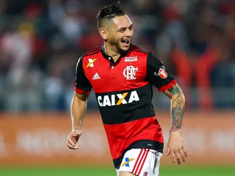 Clube brasileiro surpreende e anuncia a contratação do lateral Pará, ex-Santos e Flamengo